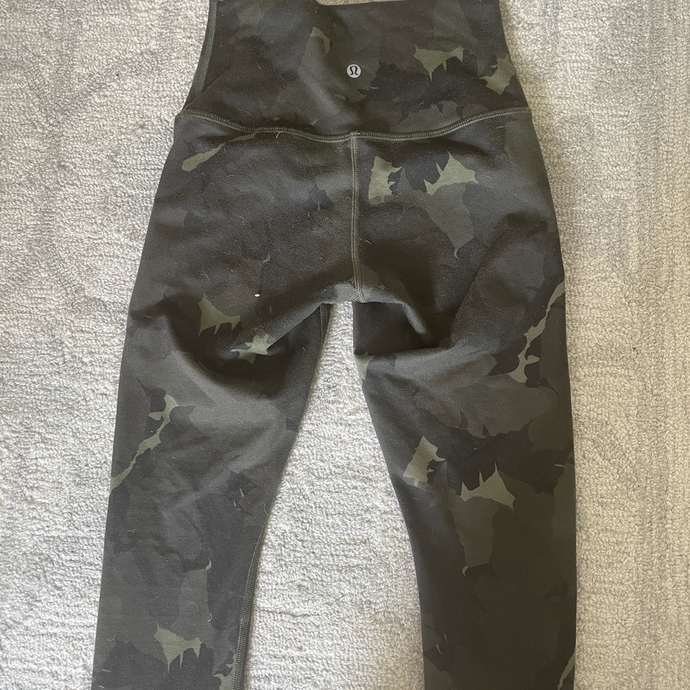 Lululemon leggings